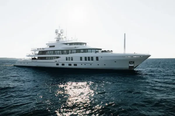 Amels 242 SYNTHESIS Redelivered Post Refit VM0818 Damen Yachting Sea Trials_025_Full (1) (1)